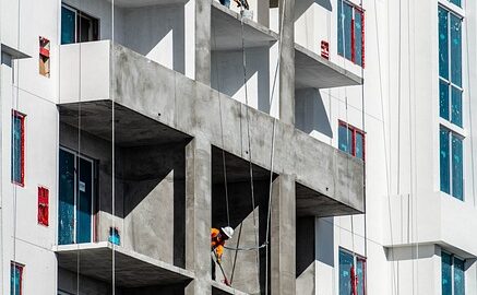 Jak se pustit do renovace bytu: Praktické rady a postupy
